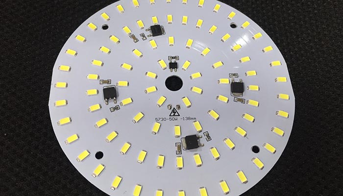 高压模组类LED线性调光恒流芯片解决方案封面图